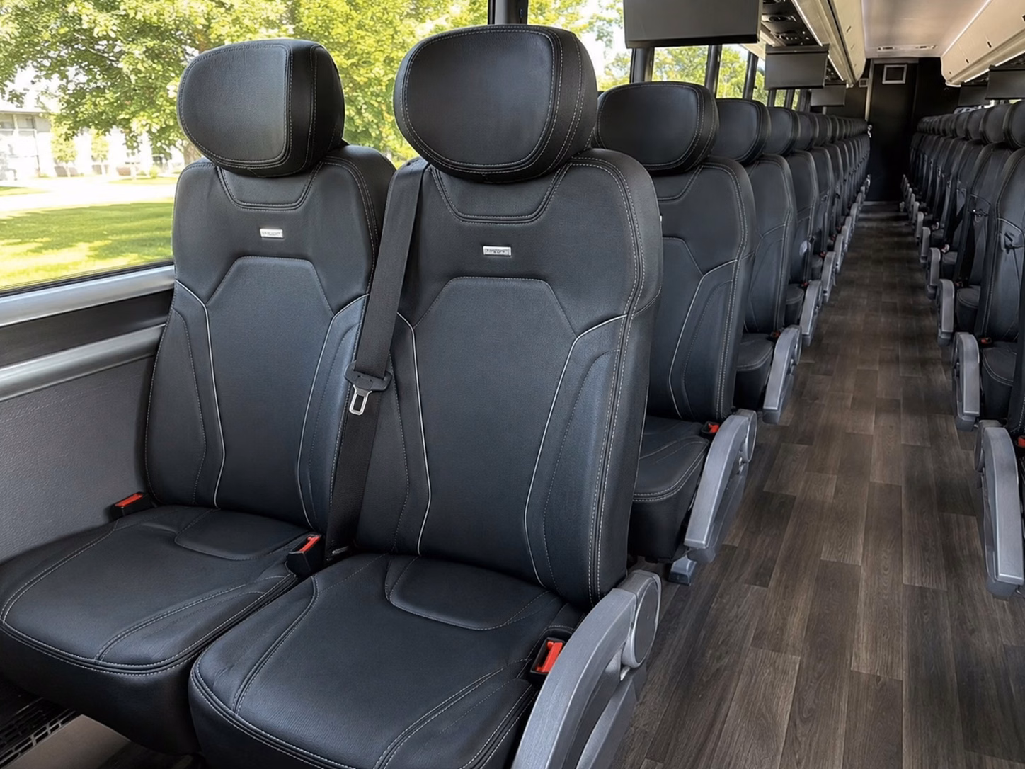 airport transfers and long distance wedding guest shuttles in bellevue