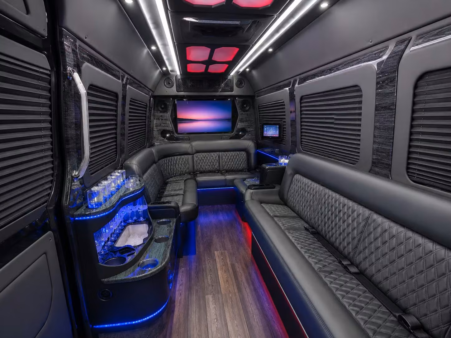 bellevuecharterbus com puts your bellevue corporate event transportation together fast