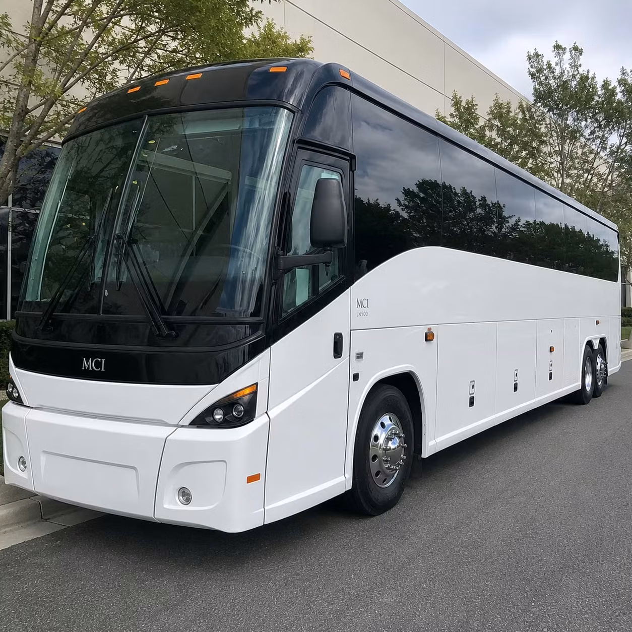 get a dedicated commuter shuttle between seattle and bellevue without the sr 520 stress